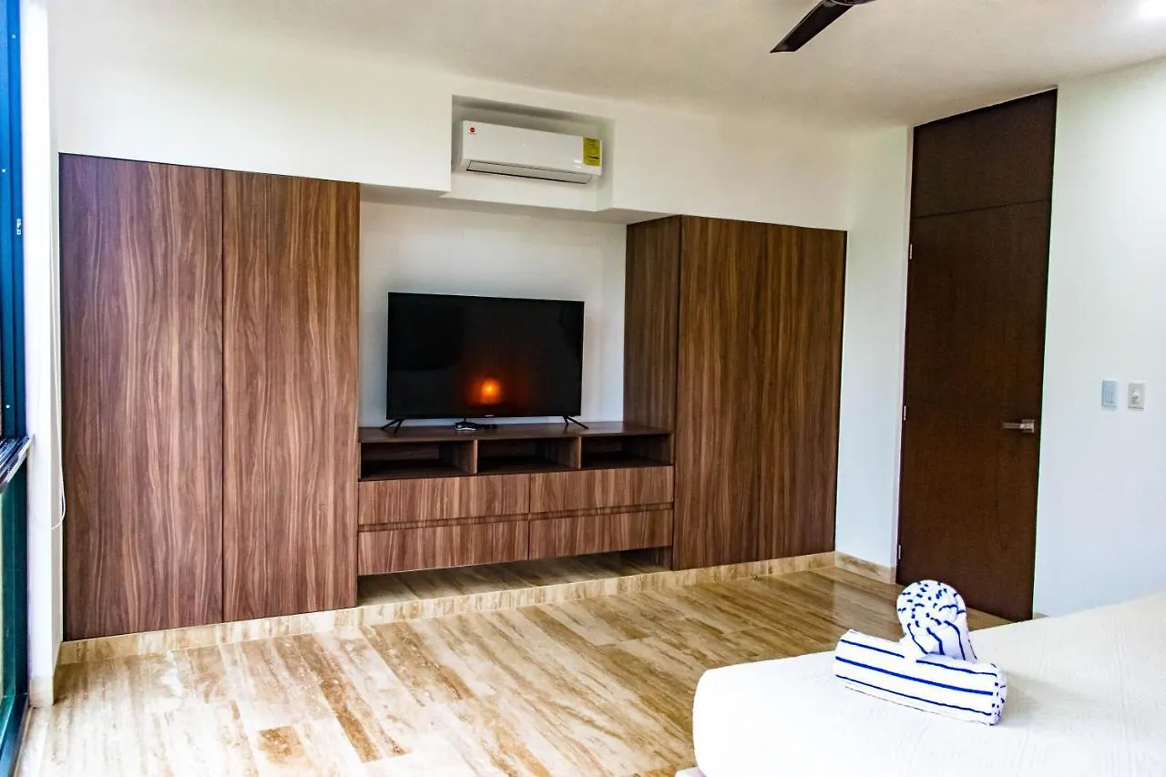 Amira Residence Tulum 3*,